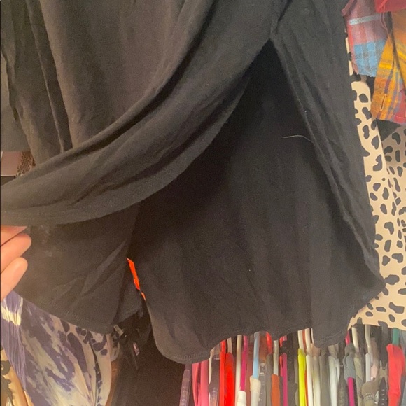 OS Lush black Tshirt - Picture 3 of 3